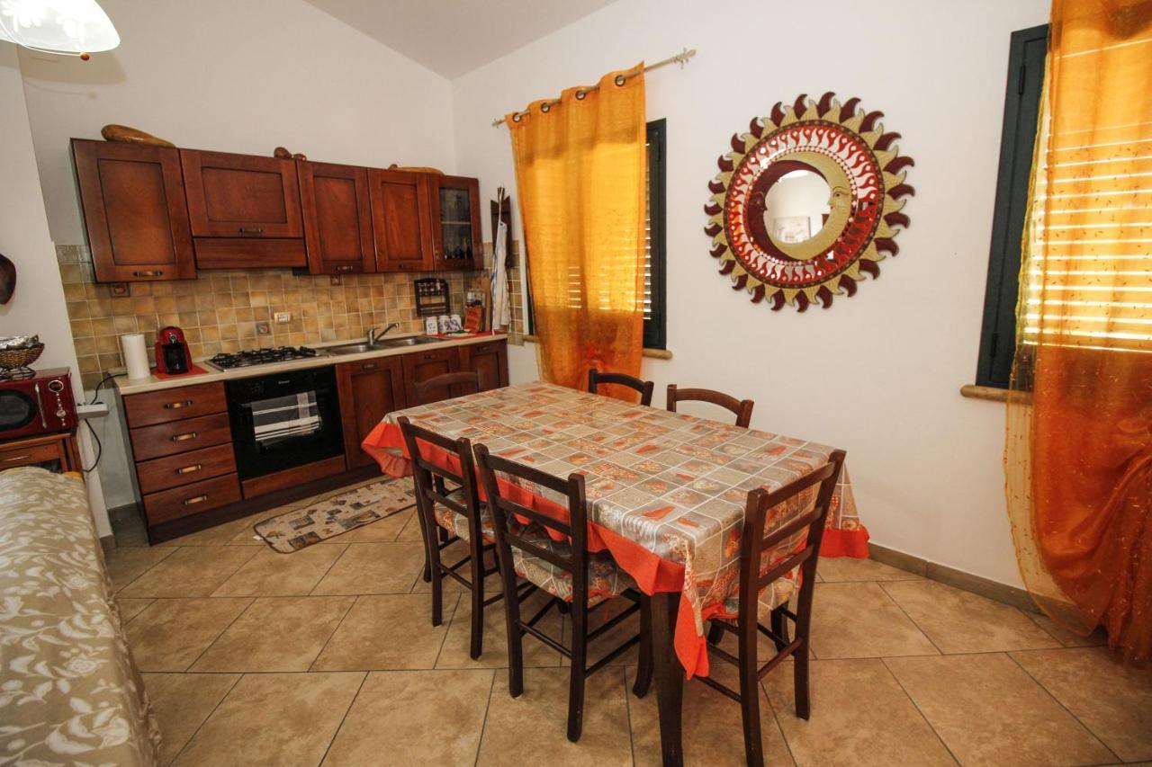 Apartament Casa Di Fabia SantʼAntìoco Zewnętrze zdjęcie